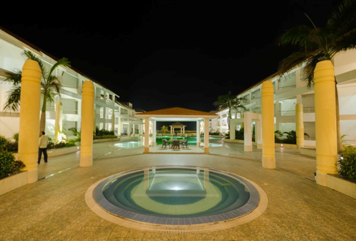 Empires Hotel Puri Exterior photo